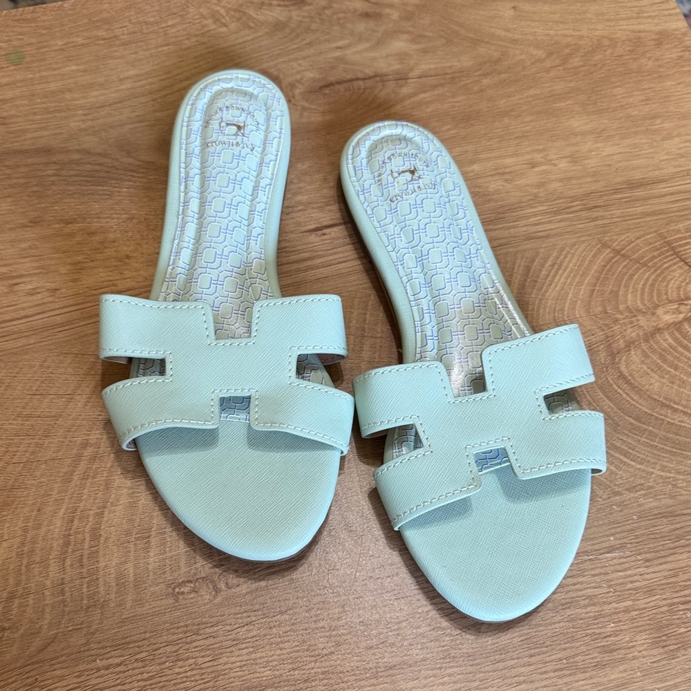 Raven h band sandal